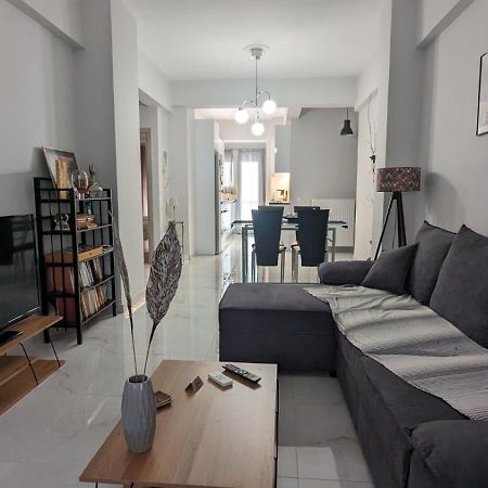 Luxury & Spacious Apartment In Athènes Extérieur photo