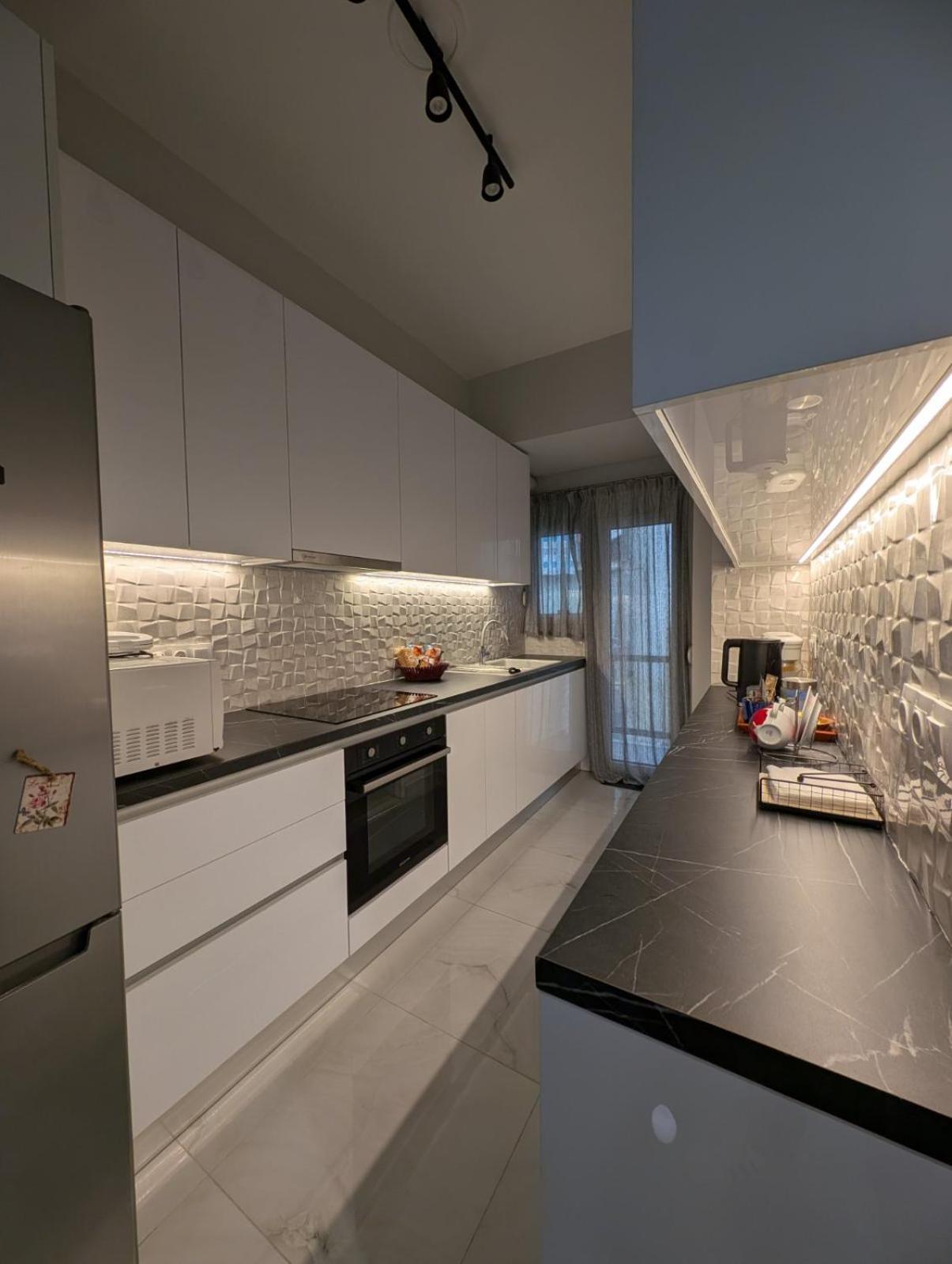 Luxury & Spacious Apartment In Athènes Extérieur photo