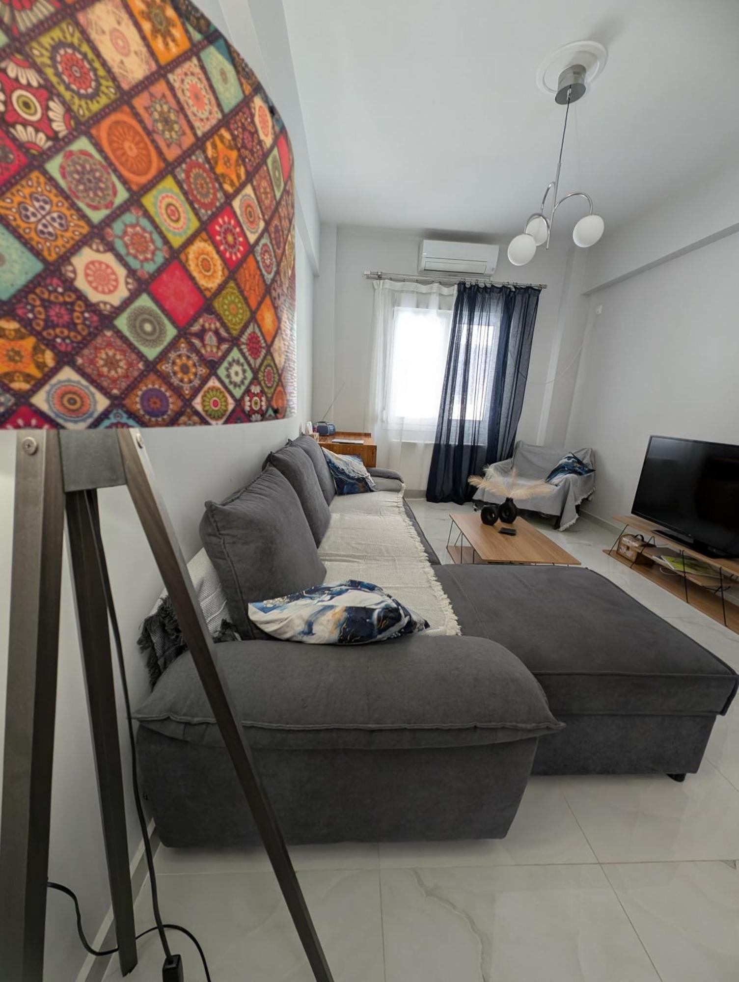 Luxury & Spacious Apartment In Athènes Extérieur photo